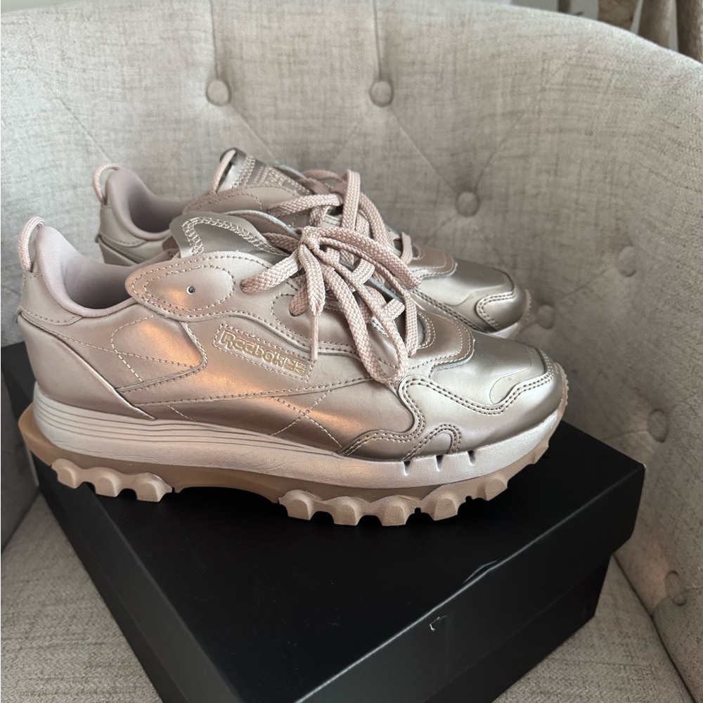 Reebok Classic Leather Cardi Women's Running Shoes - champagne gold